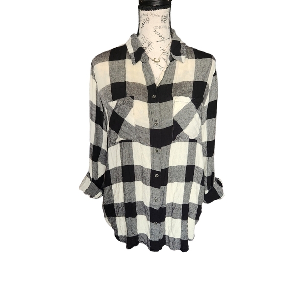 Checkered flanel - Picture 1 of 3